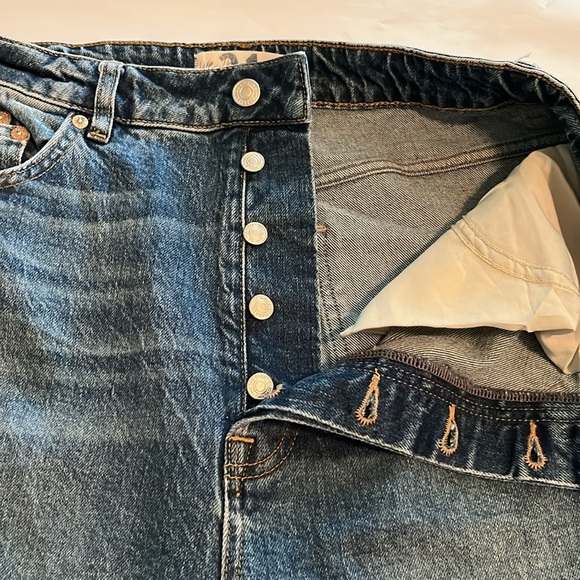 We The Free Straight Leg High Rise Size 31 - Picture 16 of 16